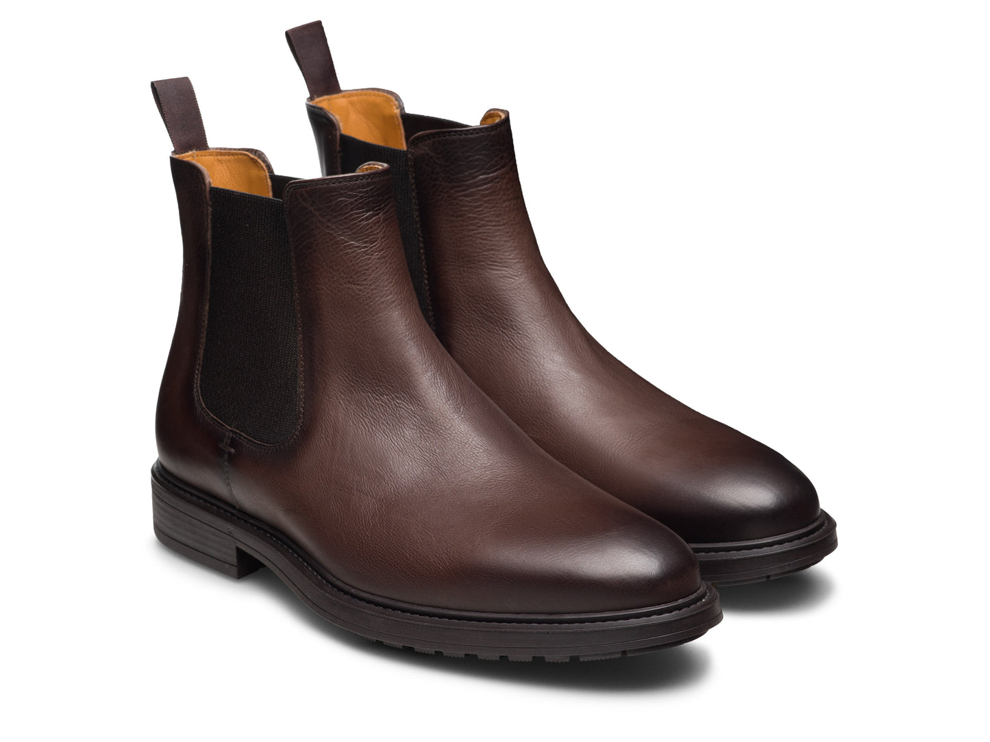 Magnanni Atlas Chelsea Distressed Brown Chelsea Boots