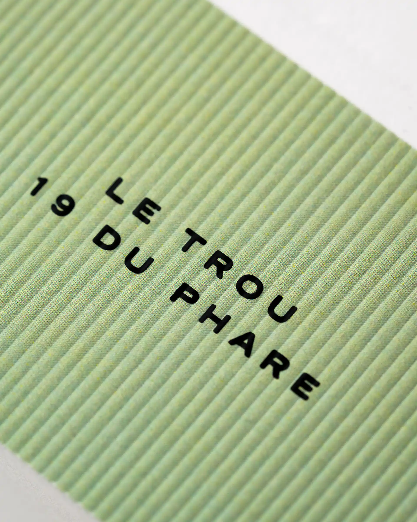 Eight&Bob Le Trou 19 Du Phare Fragrance
