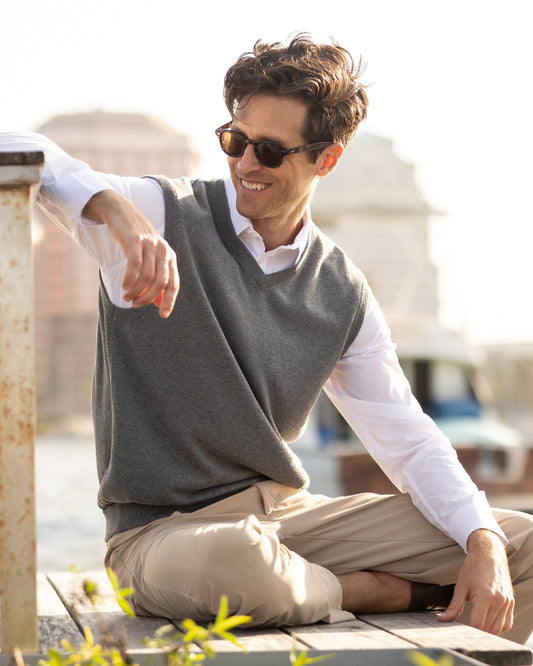 Alashan Cotton Cashmere V-Neck Vest